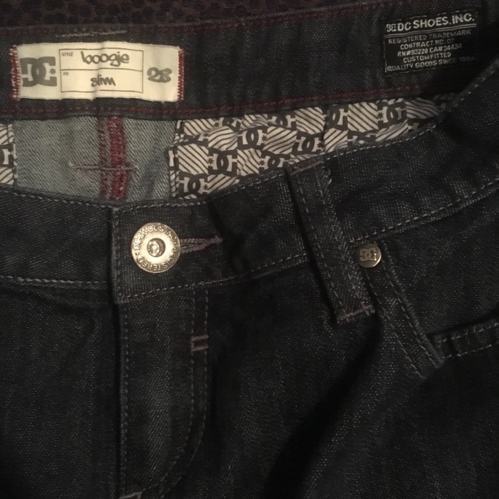 DC Boogie Slim Denim Jean Skirt Sz 28 - Picture 6 of 6